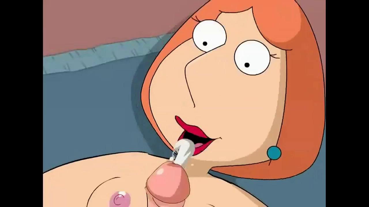 Marge Sucking Cock In Public - Hot Marge Simpson and Lois Griffin like sucking big dicks - Sunporno